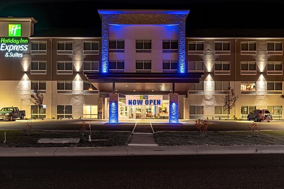 Holiday Inn Express and Suites Moses Lake