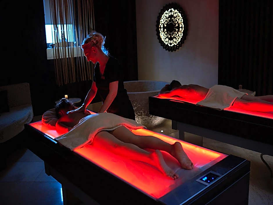 Aqua Center Apartments