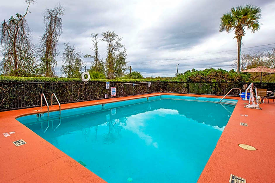 Quality Inn & Suites Live Oak I-10 Exit 283