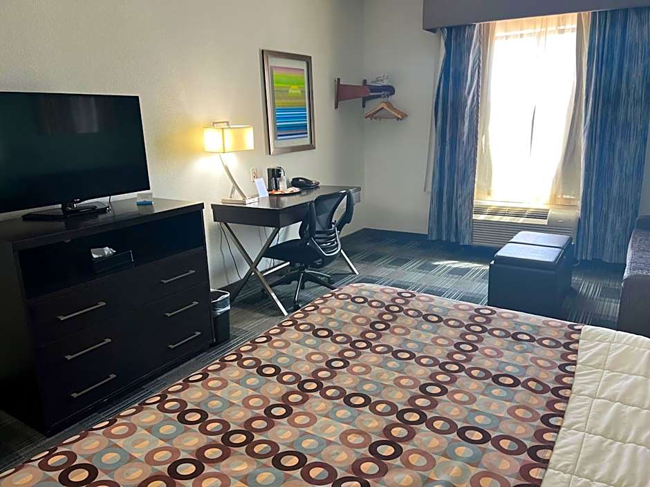 Days Inn by Wyndham Alva