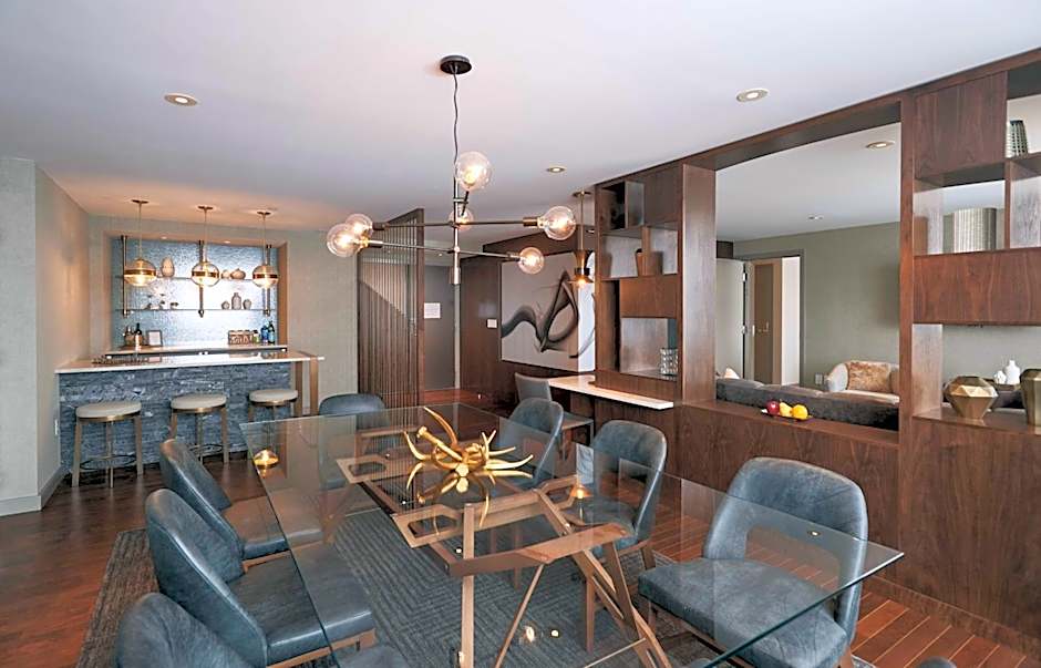 The Lofton Hotel Minneapolis, Tapestry Collection by Hilton