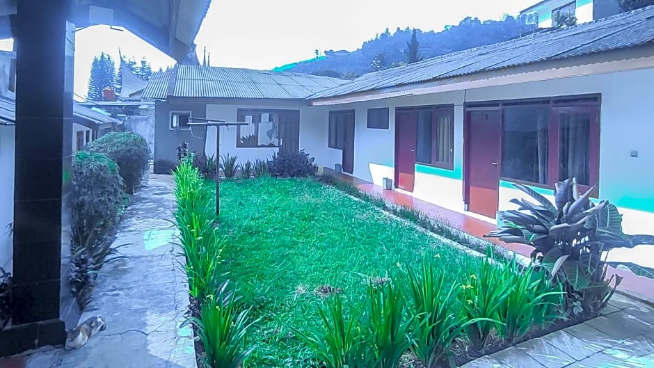 Burangrang Village Mitra by RedDoorz – Bogor, PA