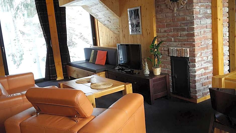 Krakonošova Dílna "WOODHAUS"