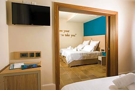 Superior Quadruple Room