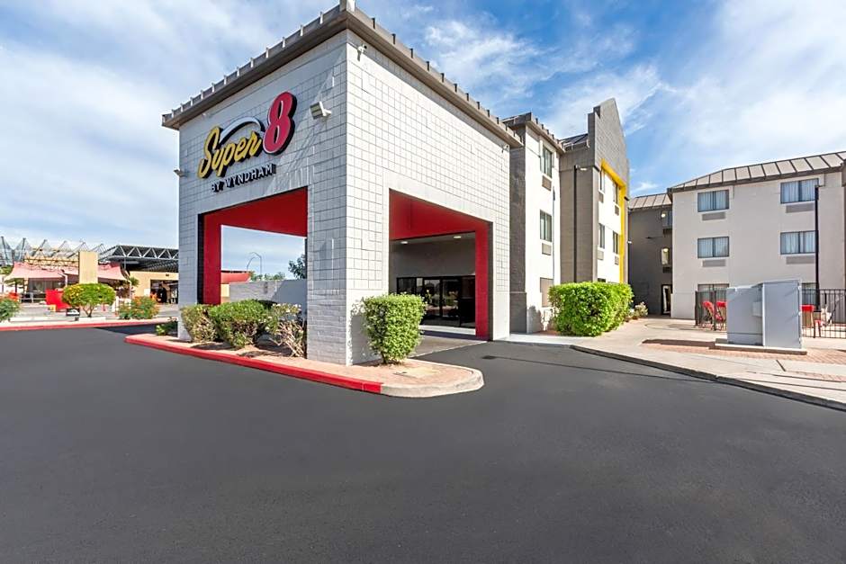 Super 8 by Wyndham - Mesa/Gilbert