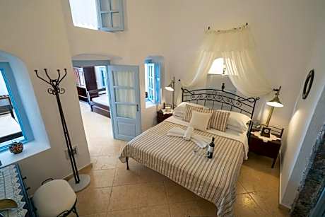 Deluxe Suite with Sea View