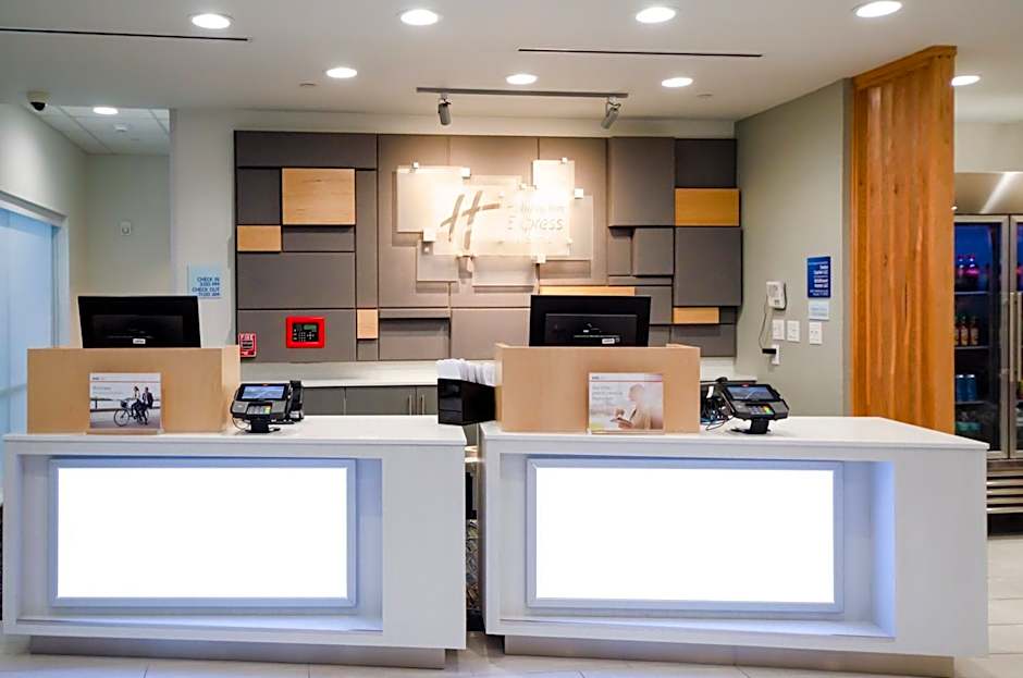 Holiday Inn Express And Suites Taylor By IHG