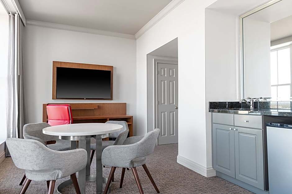 Courtyard by Marriott St. Louis Downtown/Convention Center