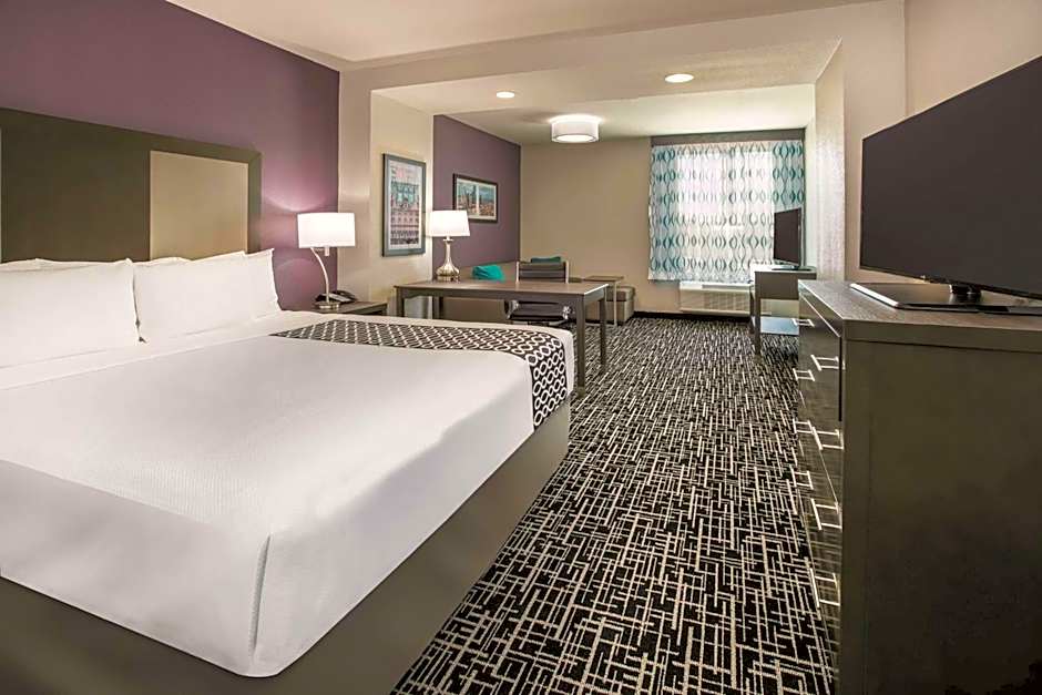 La Quinta Inn & Suites by Wyndham Dallas - Richardson