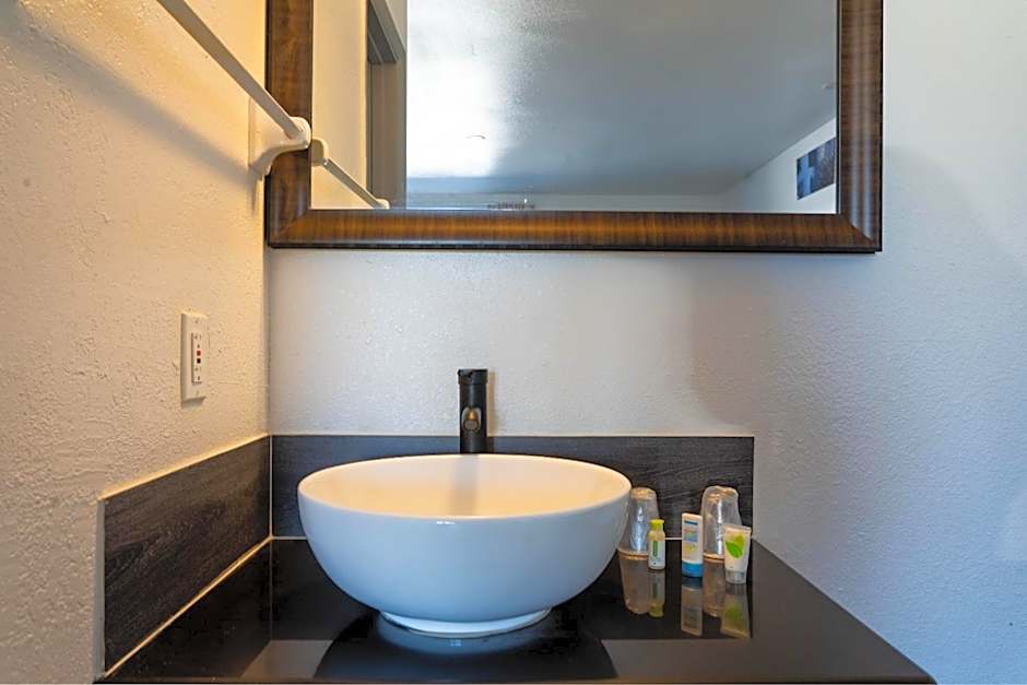 OYO Hotel Ocala, FL I-75