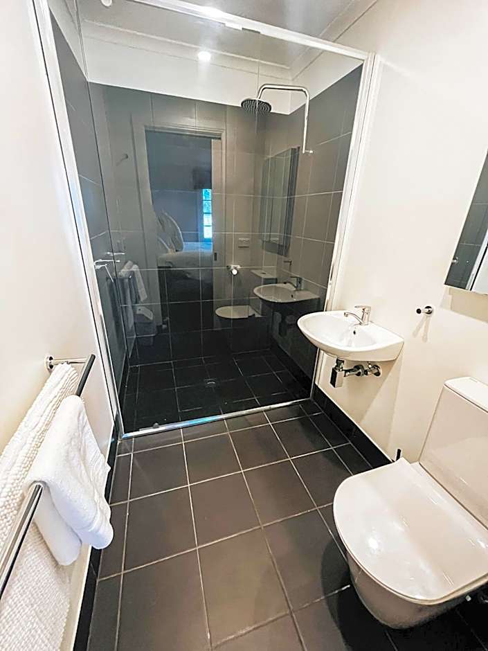 Crackenback Farm Guesthouse