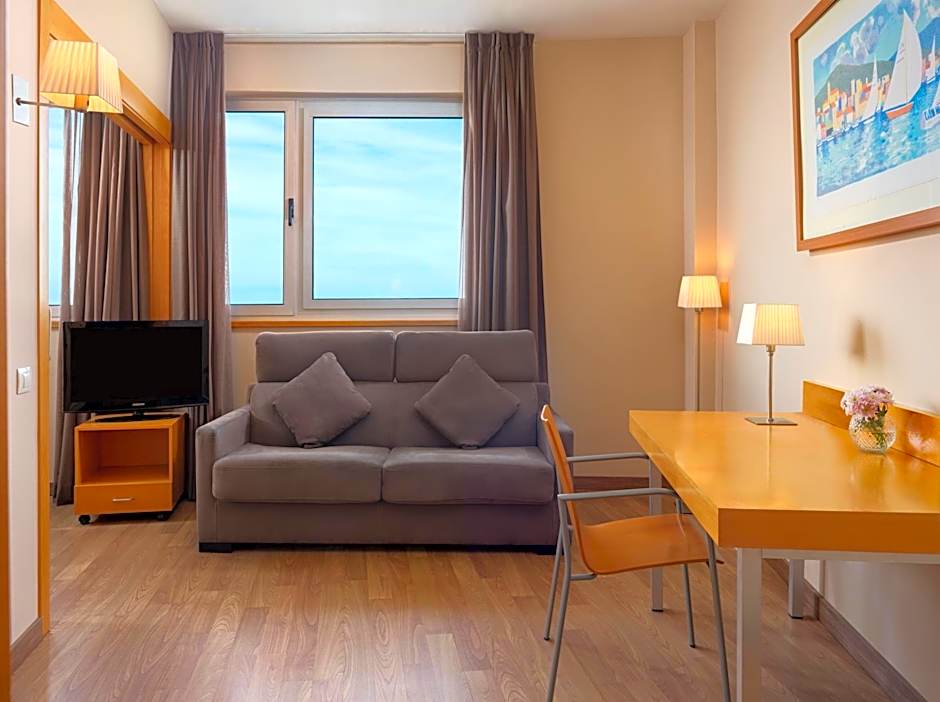 Ponient Vila Centric by PortAventura World - Available rates with tickets to PortAventura Park & Ferrari Land