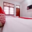 OYO 2411 Taman Mekar Beach Inn 2