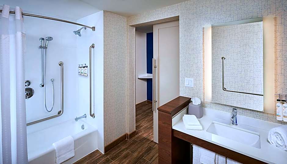 Holiday Inn Express Niagara-on-the-Lake By IHG