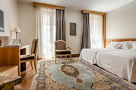 Doble Uso Individual Grand Deluxe Plaza del Castillo 1 pax