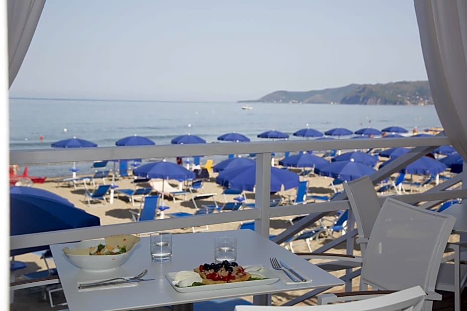 La Pineta Hotel Beach & Spa