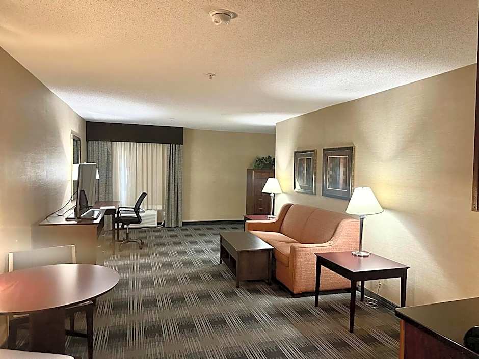Holiday Inn Express and Suites Meriden By IHG