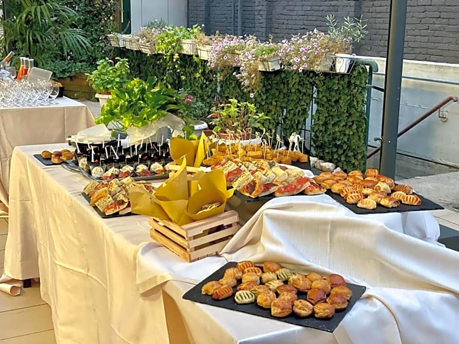 Hotel Parisi