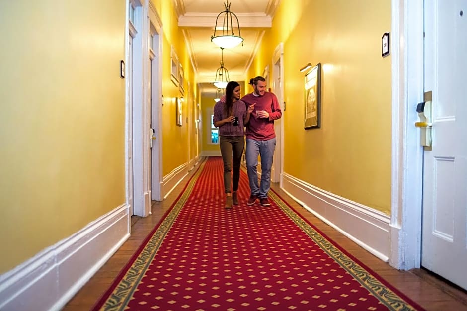 The Marshall House, Historic Inns of Savannah Collection