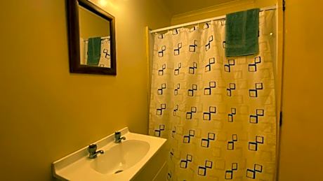 Twin Room with Private Bathroom