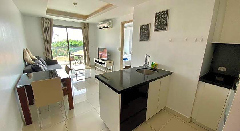 Water Park By Pattaya Sunny Rentals