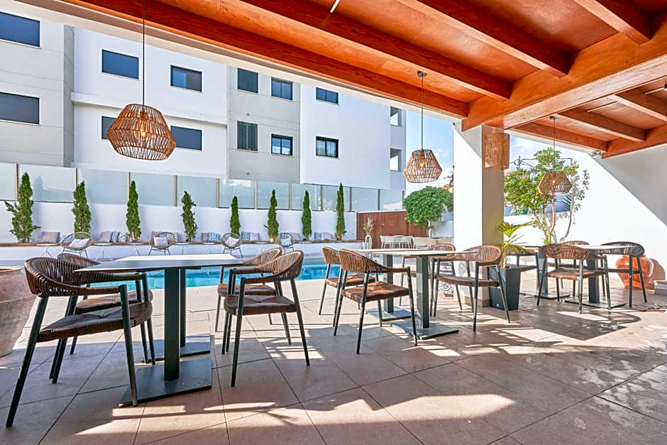 Flacalco Hotel & Apartments