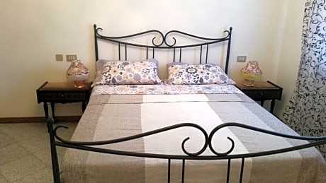 Double Room with Shared Bathroom