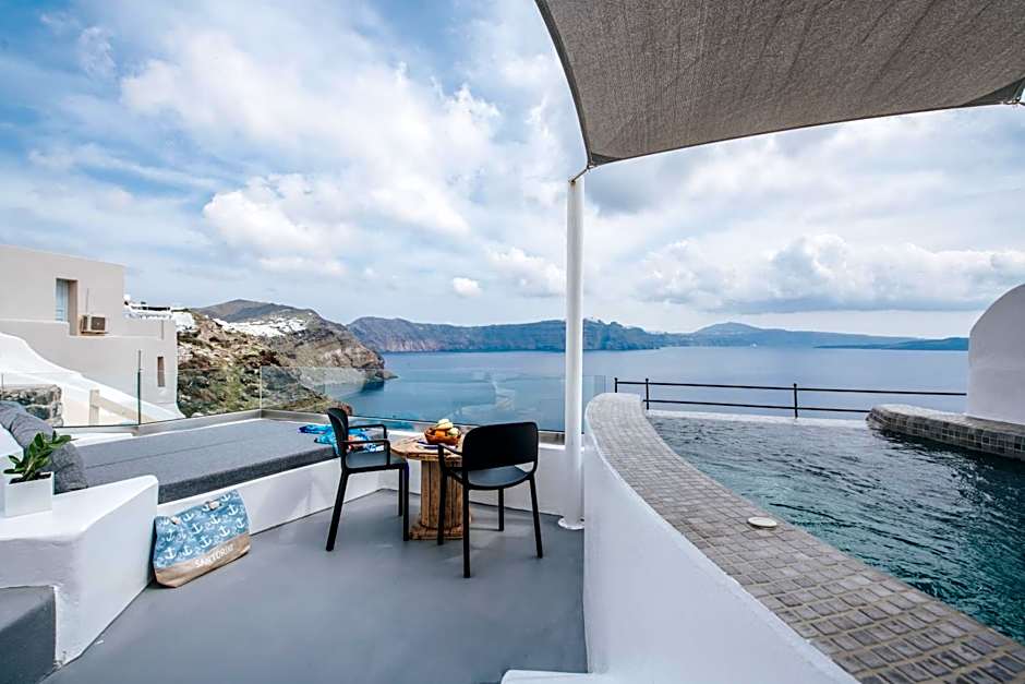 Virginia's Cave Villas