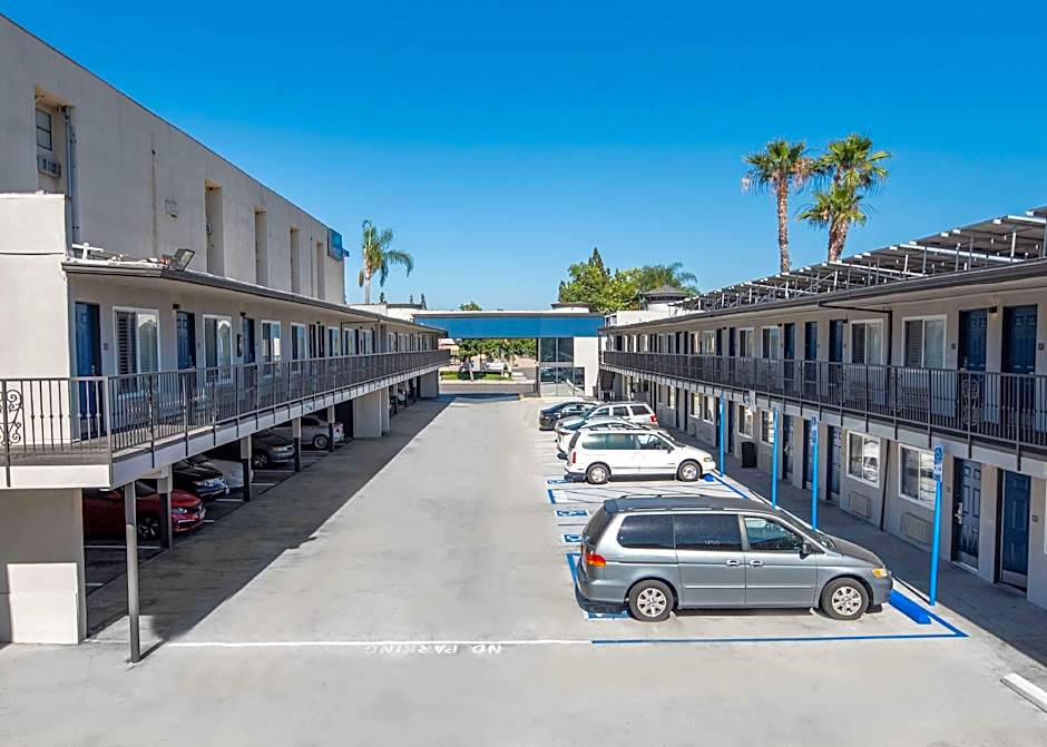 Motel 6 Anaheim - Convention Center
