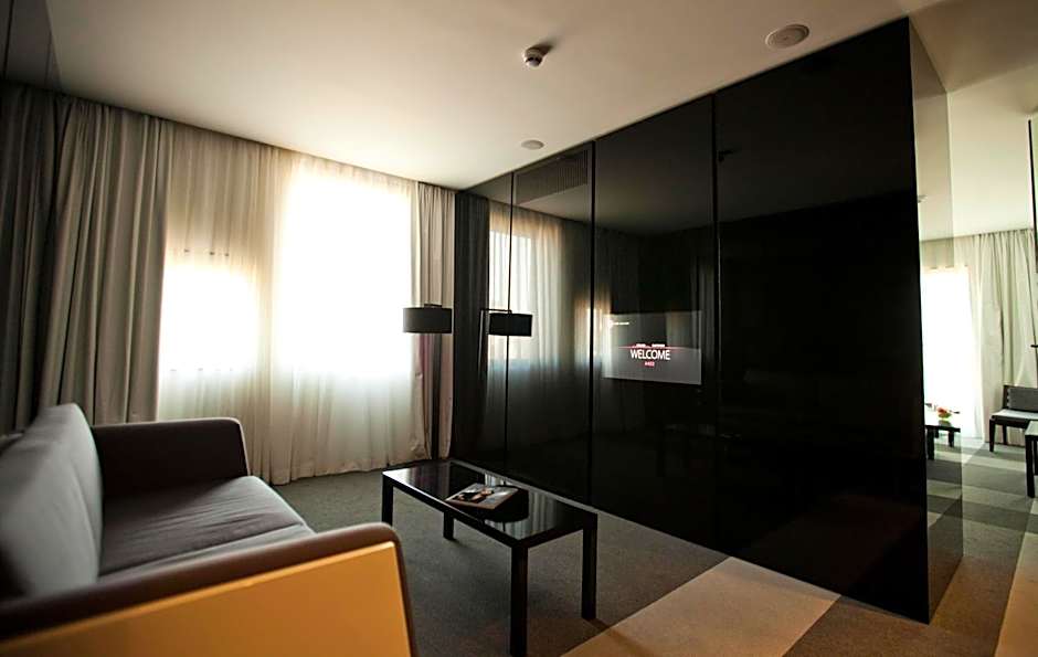 Graffit Gallery Design Hotel