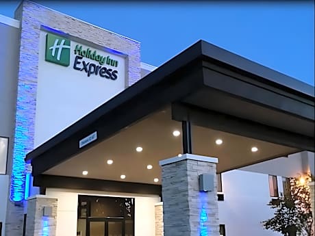 Holiday Inn Express & Suites Claremore By IHG