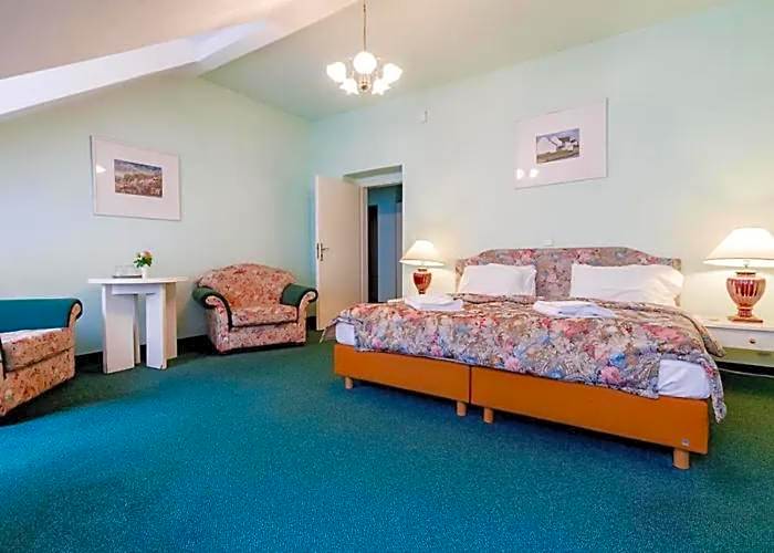 Hotel Ester