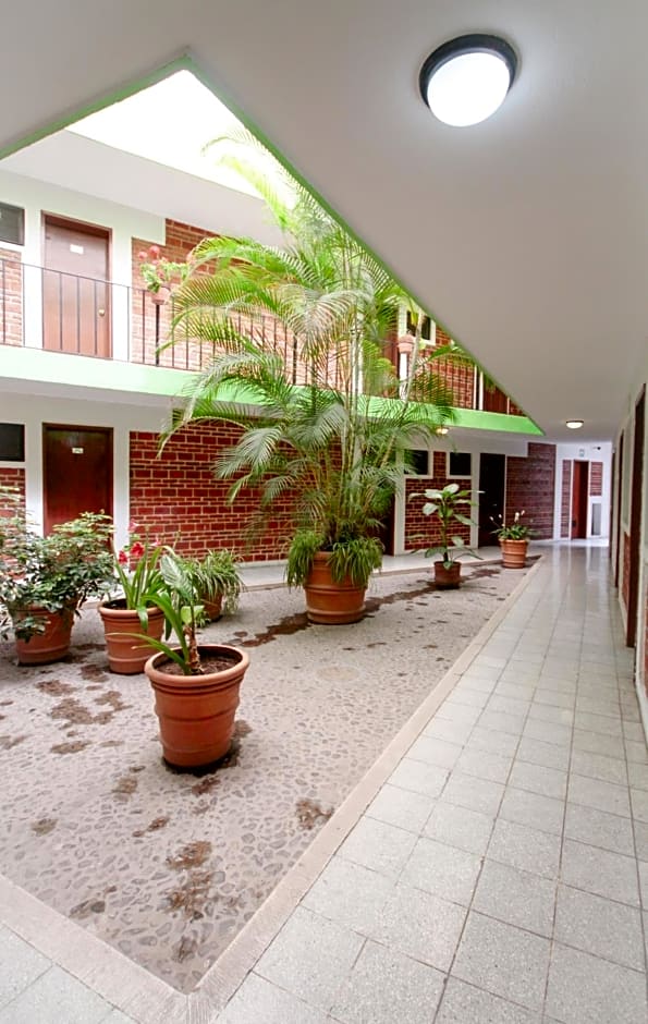 Hotel Arboledas Industrial