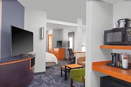 Studio, 2 Queen, Sofa bed