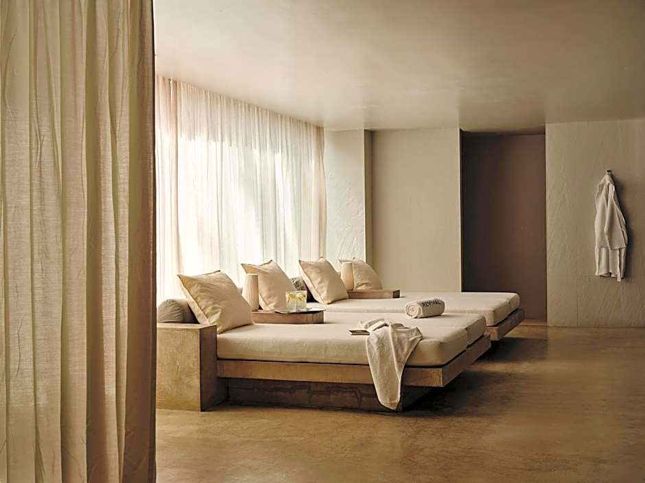 Aguas de Ibiza by NCalma Hotels