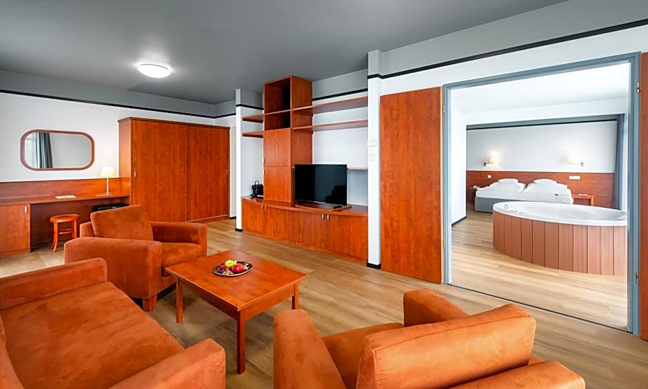 Hunguest Bük - ex Répce és Répce Gold