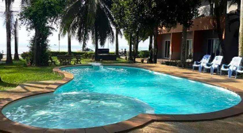 Jinta Hotel Nathon Beach