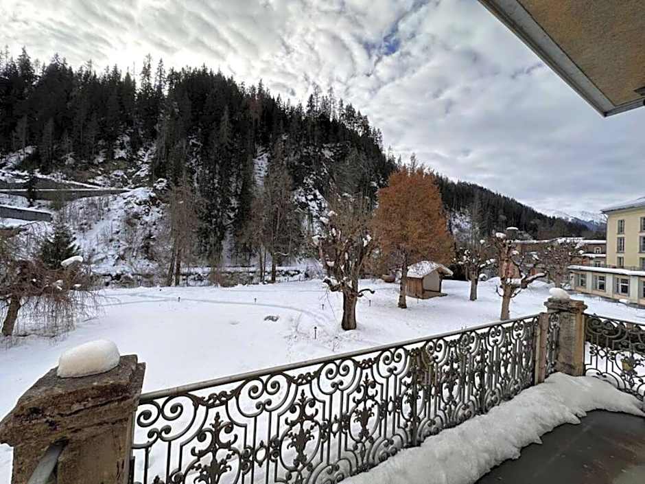 Scuol Palace - Culture, Nature & Health