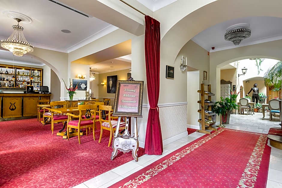 Hotel Kolegiacki