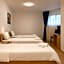 Monte Carlo Palace Rooms