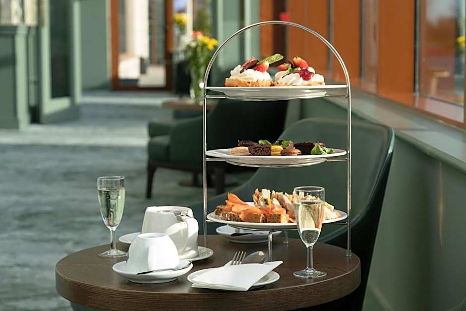 McWilliam Park Hotel