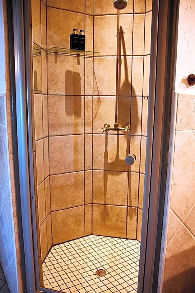 Gilcrest Place Guest House