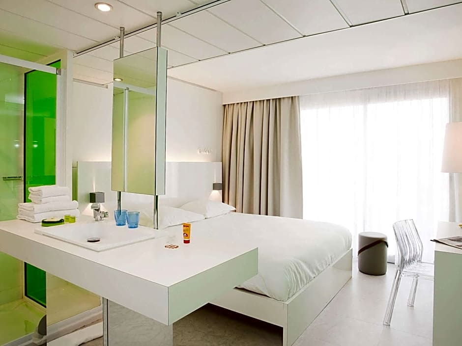 Ibis Styles Menton Centre