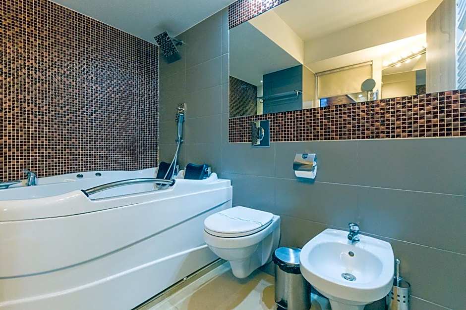 Bacolux Craiovita, Craiova