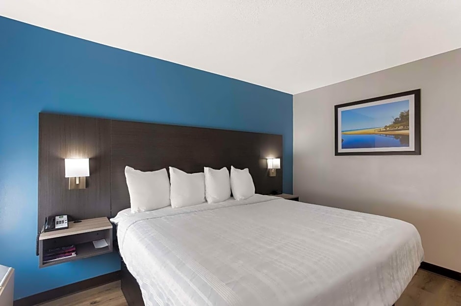 Quality Inn South Bend near Notre Dame