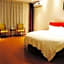 GreenTree Inn Jiangsu Yancheng Dongtai Jianggang Yingbin Road Gangcheng Avenue Business Hotel