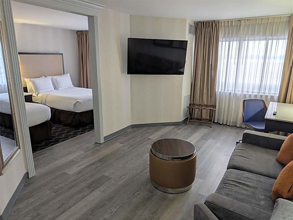 Best Western Plus Miamisburg-Dayton Suites, Banquets & Hotel