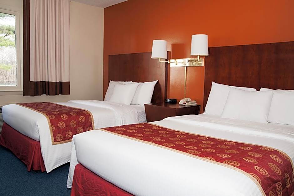 Red Carpet Inn and Suites Plymouth