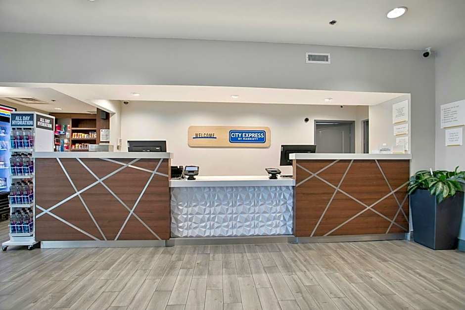 City Express by Marriott Duluth