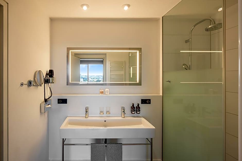 INNSiDE Düsseldorf Hafen